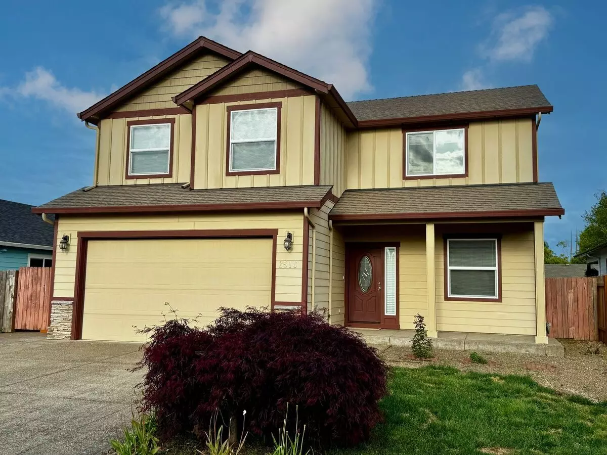 2516 Kodiak Ct NE House for rent in Salem, OR