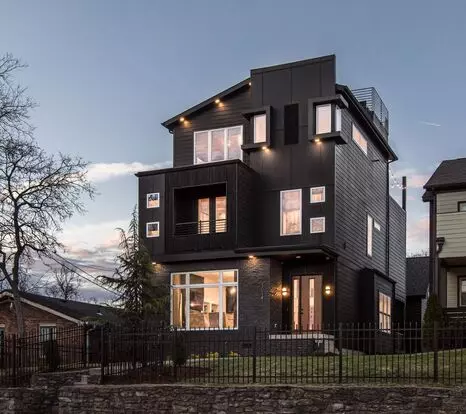Urban City Living With Roof Top Deck! Apartment for rent in Nashville, TN