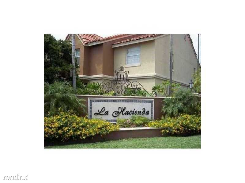 La Hacienda Miami Lakes Hialeah, FL Apartment for Rent