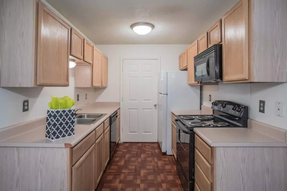 Legacy At Cypress Lakes Apartment for rent in Robinsonville, MS