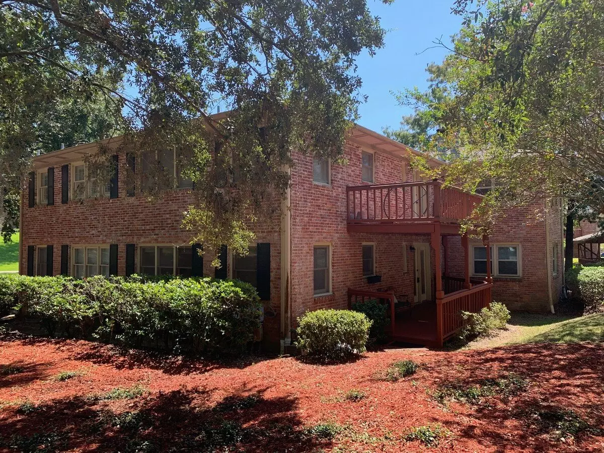 Available August 1st – 1/1 Condo In Prime Downtown Location! Apartment for rent in Tallahassee, FL