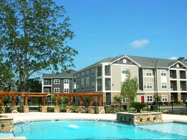The Residences At Five Points Apartment for rent in Valdosta, GA
