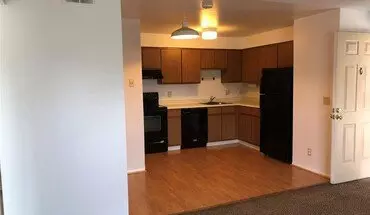 5 of 14 Hunters Run Condominium House for rent in Denver, CO