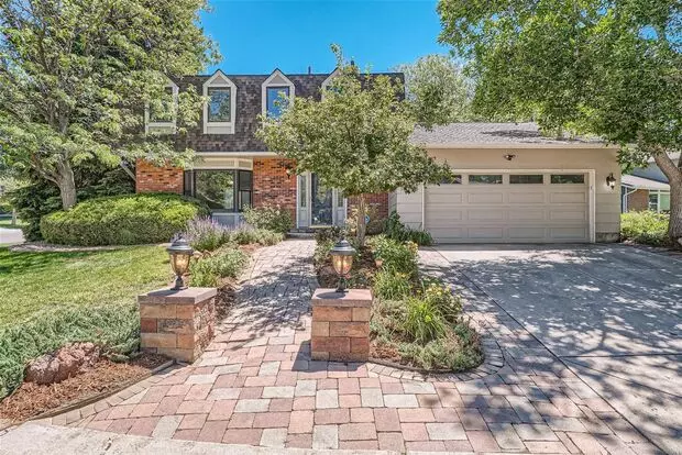Stunning Home By Arapahoe Lake Apartment for rent in Englewood, CO