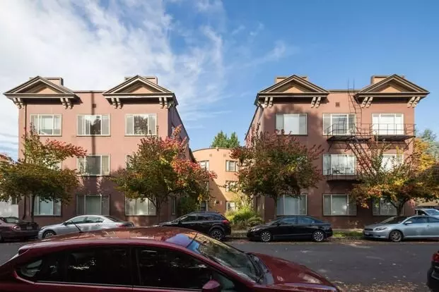Waldorf Apartments (wald01) Apartment for rent in Portland, OR Waldorf Apartments (wald01) Apartment for rent in Portland, OR
