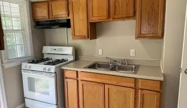 5 of 11 369 N Roosevelt (8-9) (DUP) Apartment for rent in Columbus, OH