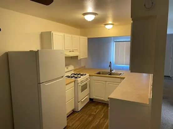 9146-9160 Kenwood Dr Apartment for rent in Spring Valley, CA