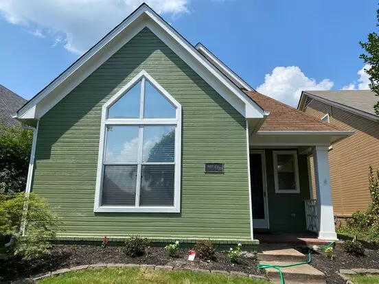 Adorable 3 Bedroom 2 Bath New Carpet, Gas Fireplace, Small Fenced Patio Area. Pets Allowed With Owner Approval. Available Immediately Upon Approved Application. Lease Only Owner Will Manage. Apartment for rent in Memphis, TN
