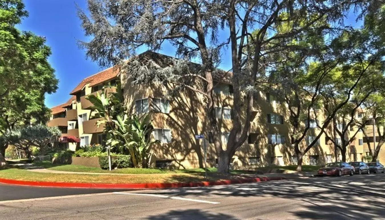 Luxurious 1+bdr, 1Bath Condo In Prime Sherman Oaks, South Of Blvd House for rent in Sherman Oaks, CA