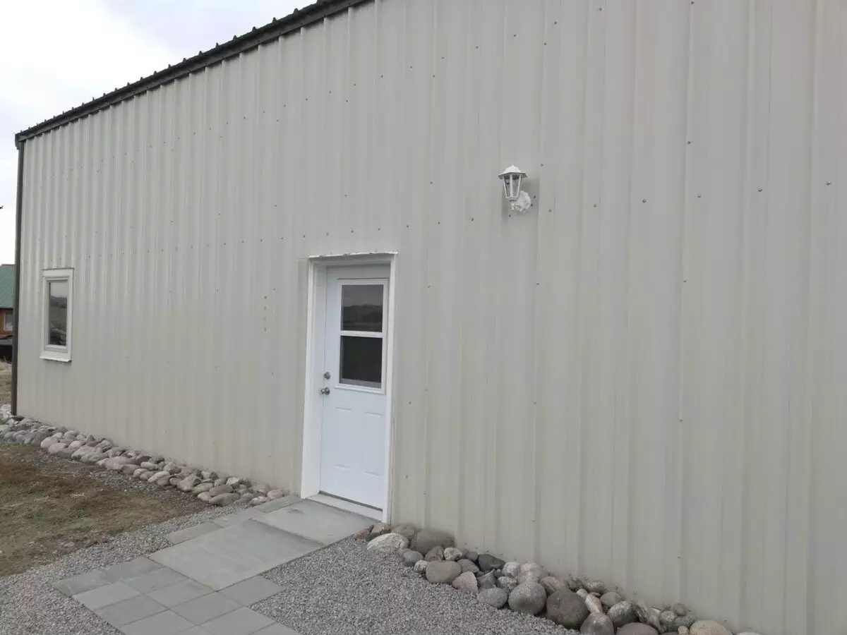 5619-5623 Scandia Rd Apartment for rent in Shepherd, MT