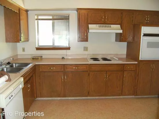1010 N 40 St Apartment for rent in Omaha, NE 1010 N 40 St Apartment for rent in Omaha, NE