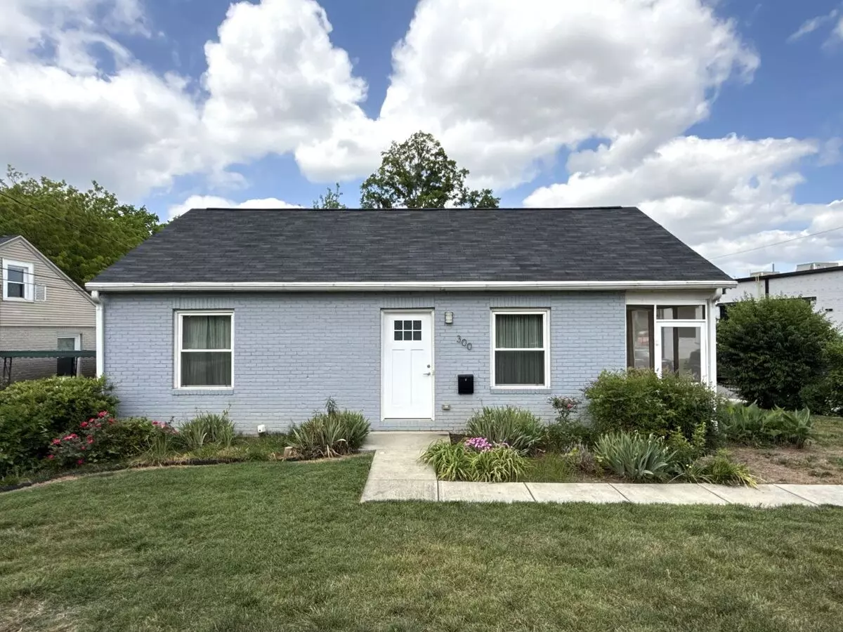 Lower South End - T.r. Lawing Realty Property House for rent in Charlotte, NC
