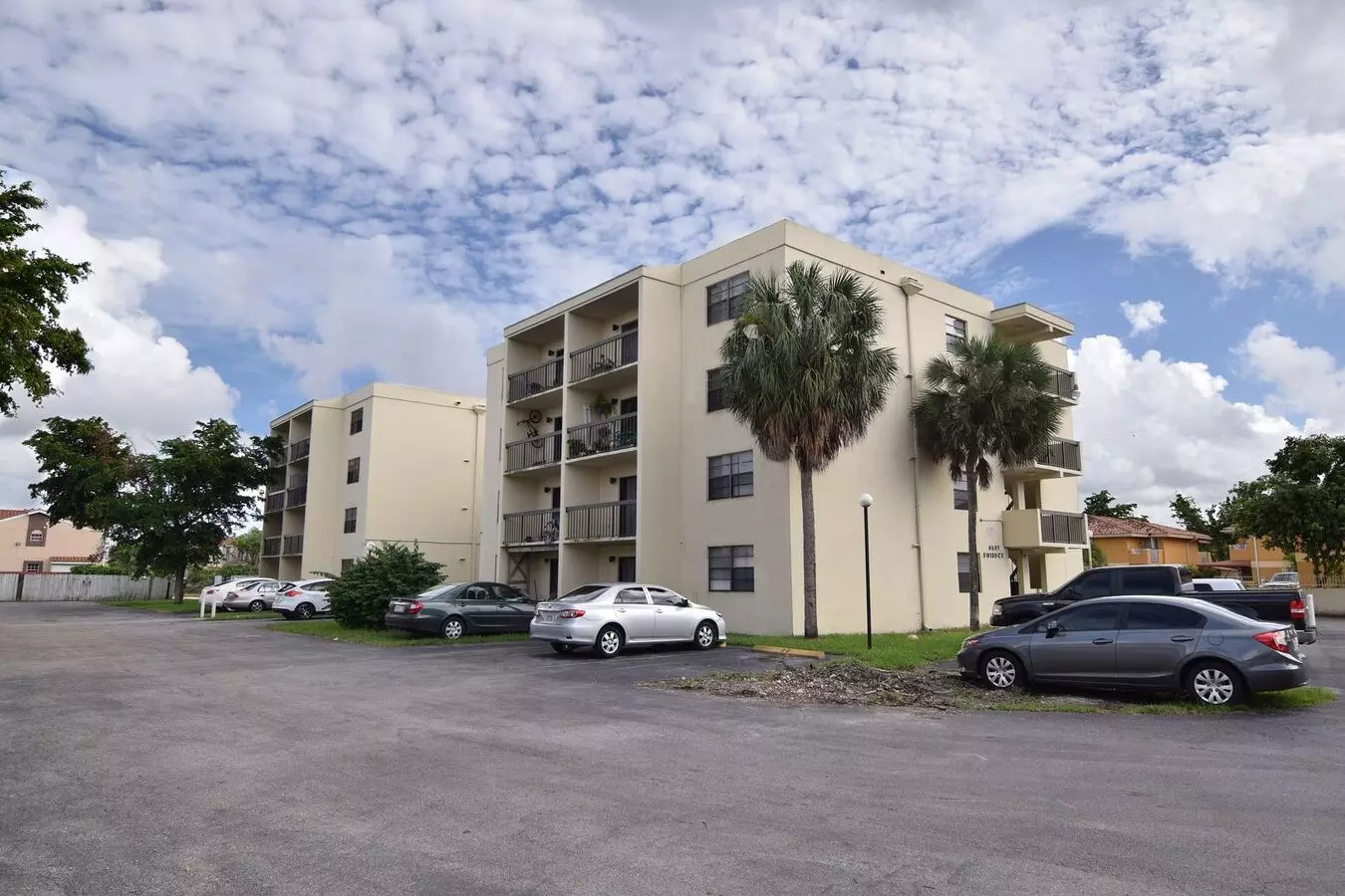 Apartment For Rent - Beautiful & Spacious 2bd/2ba For $2,050 In Kendall Apartment for rent in Kendall, FL