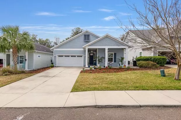Stunning South Pointe 4/3 Home With Solar Power And Bonus Room - Luxury & Location! Apartment for rent in Gainesville, FL Stunning South Pointe 4/3 Home With Solar Power And Bonus Room - Luxury & Location! Apartment for rent in Gainesville, FL