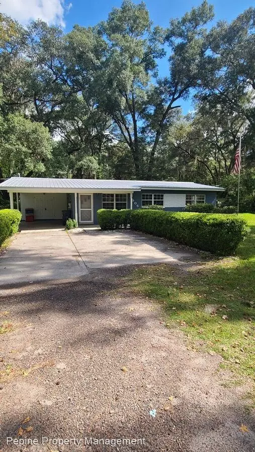 4905 SW 47th St House for rent in Gainesville, FL