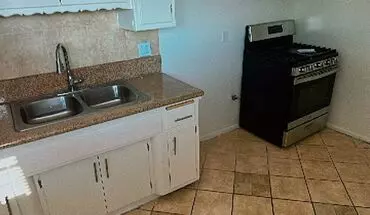 4 of 13 803 Java Ave Inglewood, Ca 90301 Apartment for rent in Inglewood, CA
