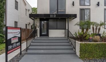 212 S Arnaz Dr Apartment for rent in Beverly Hills, CA