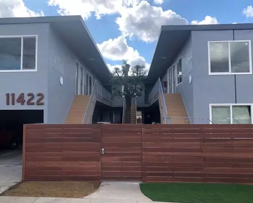 11422 W Iowa Ave Apartment for rent in Los Angeles, CA 11422 W Iowa Ave Apartment for rent in Los Angeles, CA