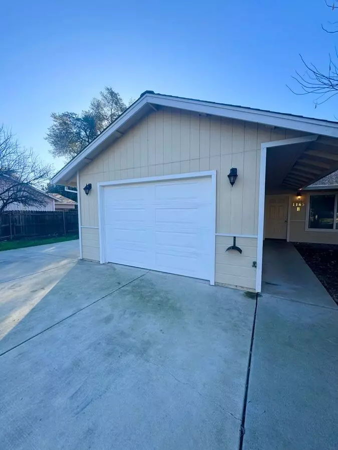 Spacious Duplex In East Redding!! Apartment for rent in Redding, CA