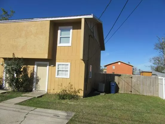 1013 Spring Ave Apartment for rent in Panama City, FL