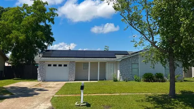 -- Apartment for rent in Lynn Haven, FL