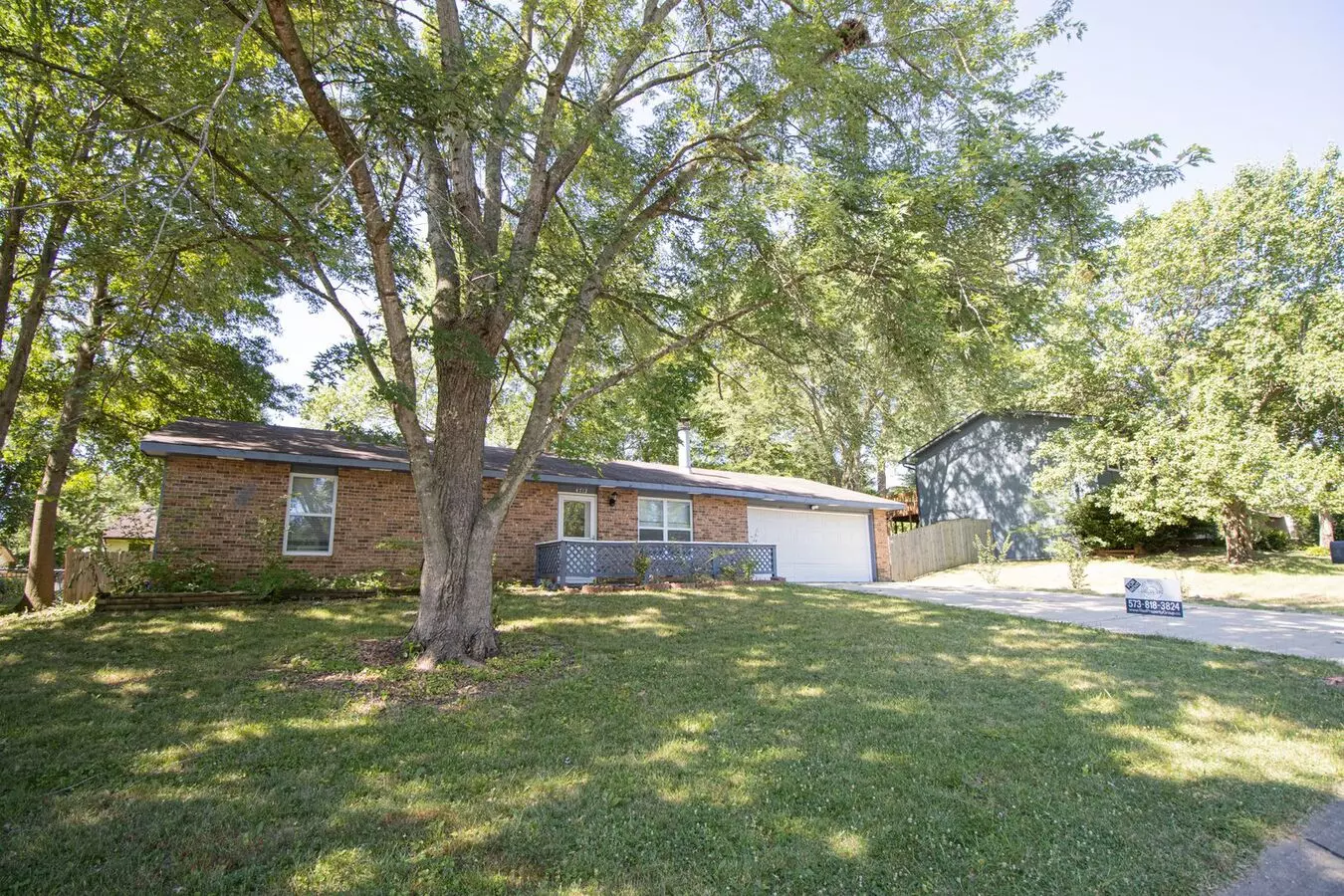 3 Bed 2 Bath Home In Meadowbrook West Neighborhood House for rent in Columbia, MO