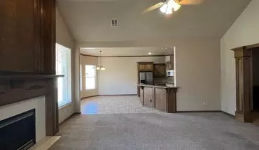 4 of 25 Wonderful Layout In Fenwick Garden Village! House for rent in Edmond, OK