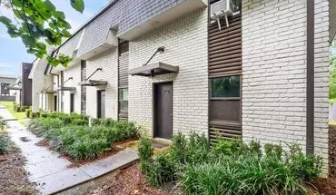 2 of 23 Spring Hill Oaks Condominiums House for rent in Mobile, AL