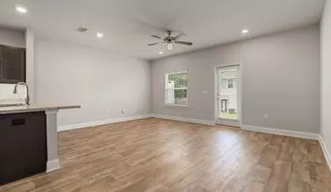 5 of 20 Heart Of Daphne Townhouse With Garage House for rent in Daphne, AL