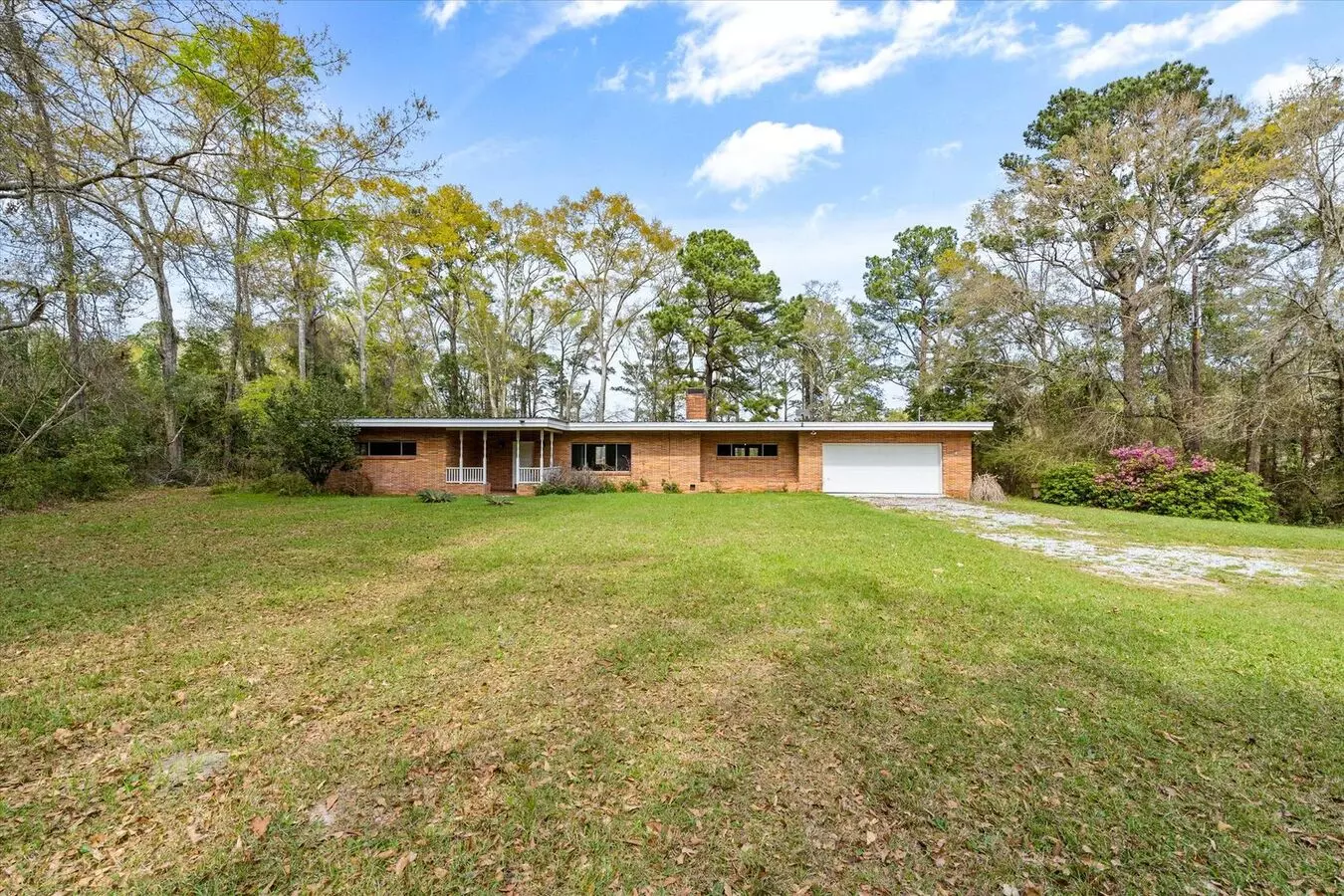 Waterfront Home House for rent in Mobile, AL