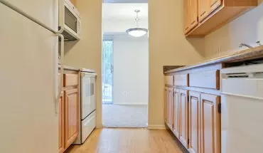 3 of 11 Applegate Apartment for rent in Frederick, MD