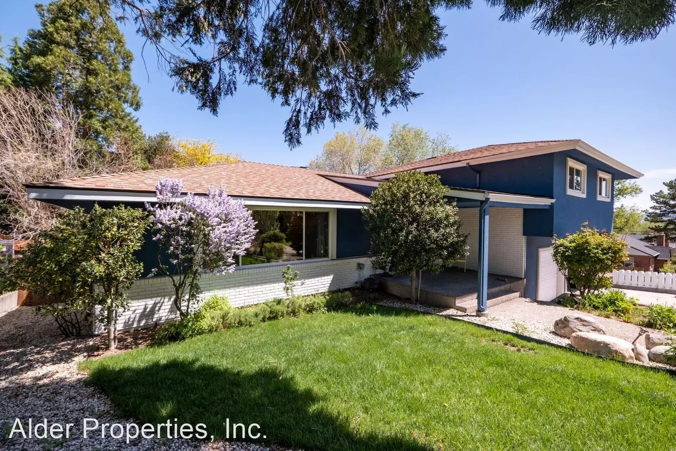 335 Hillcrest Dr House for rent in Reno, NV