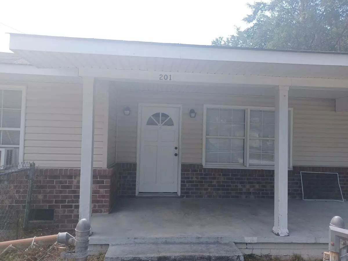 201 Ashmore St Apartment for rent in Hinesville, GA