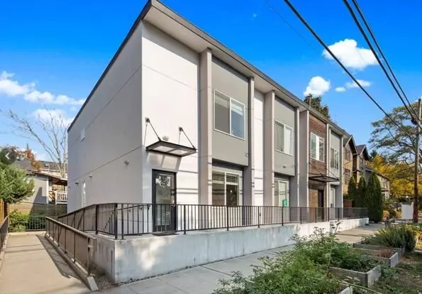 2608 Apartment for rent in Seattle, WA