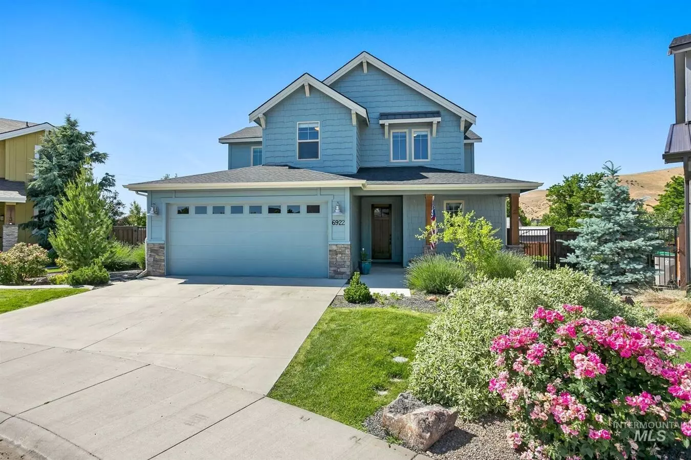 Stunning Modern Home Near Ne Foothills | Mountain Views | Designer Finishes House for rent in Boise, ID