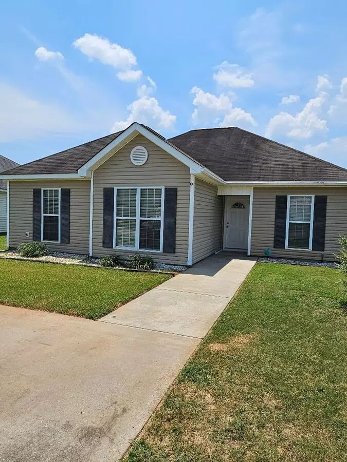 100 Stanton Cir House for rent in Warner Robins, GA