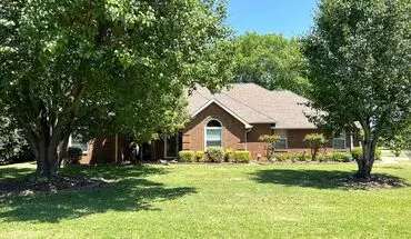 2 of 42 Charming 4bd/2.5ba All-brick Ranch On Corner Lot In Tara Estates! House for rent in Warner Robins, GA