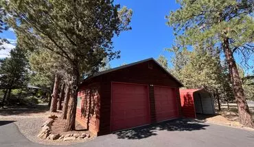 3 of 14 Beautiful Custom Log Home In Squaw Creek Canyon Estates! House for rent in Sisters, OR