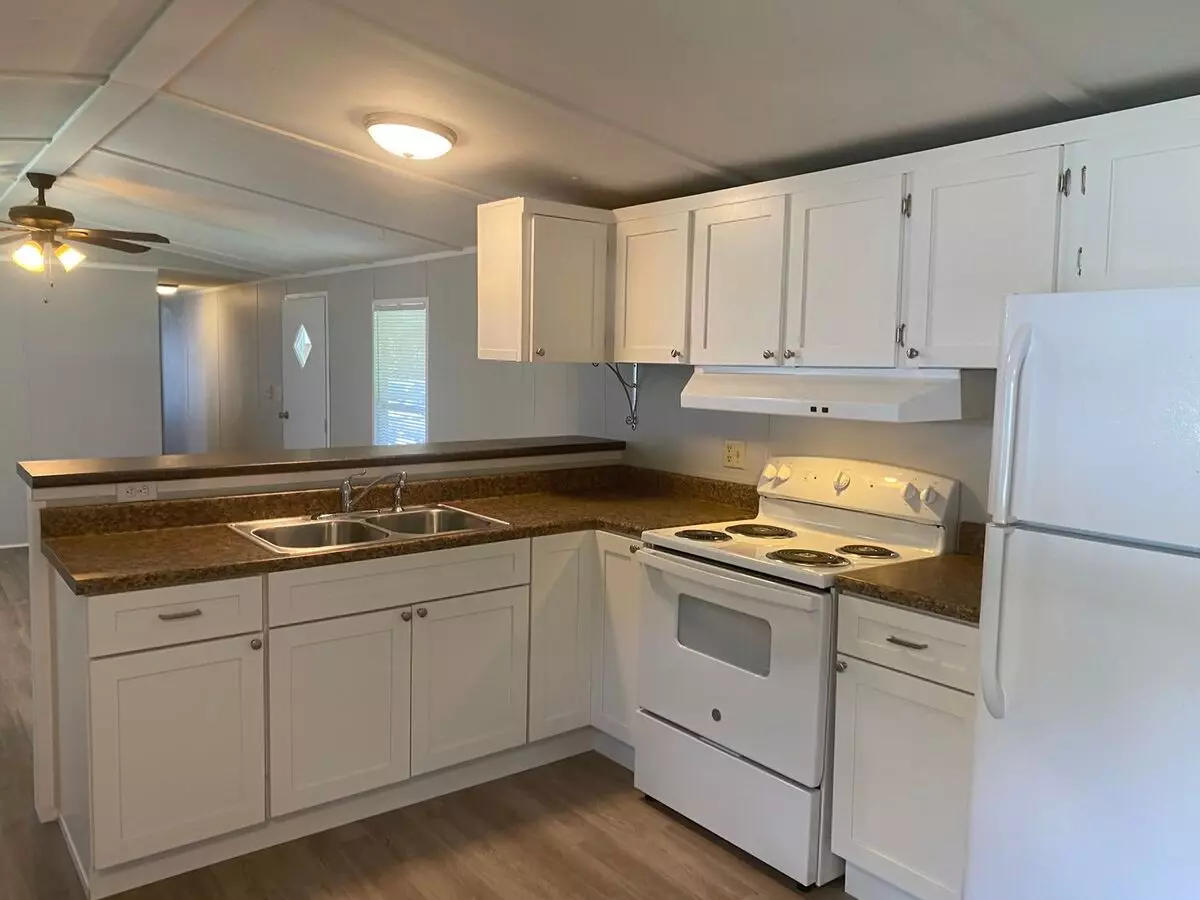 24477 Walker So. Rd. Apartment for rent in Denham Springs, LA