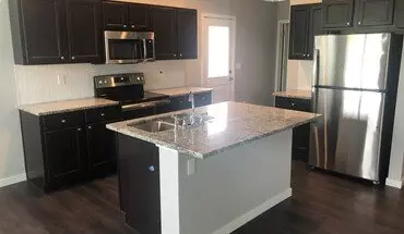 4 of 15 Ellis Flats Townhomes - 3 Bedroom/2.5 Bathroom House for rent in Cedar Rapids, IA