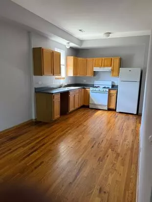 Gladys Ave L.l.c. Apartment for rent in Chicago, IL