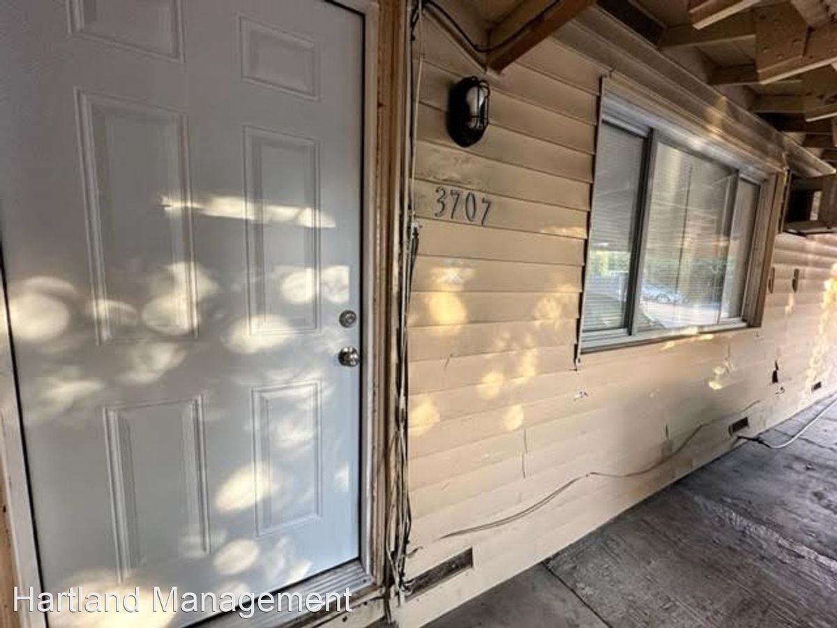 3709 43Rd Ave Sacramento, CA Apartment for Rent