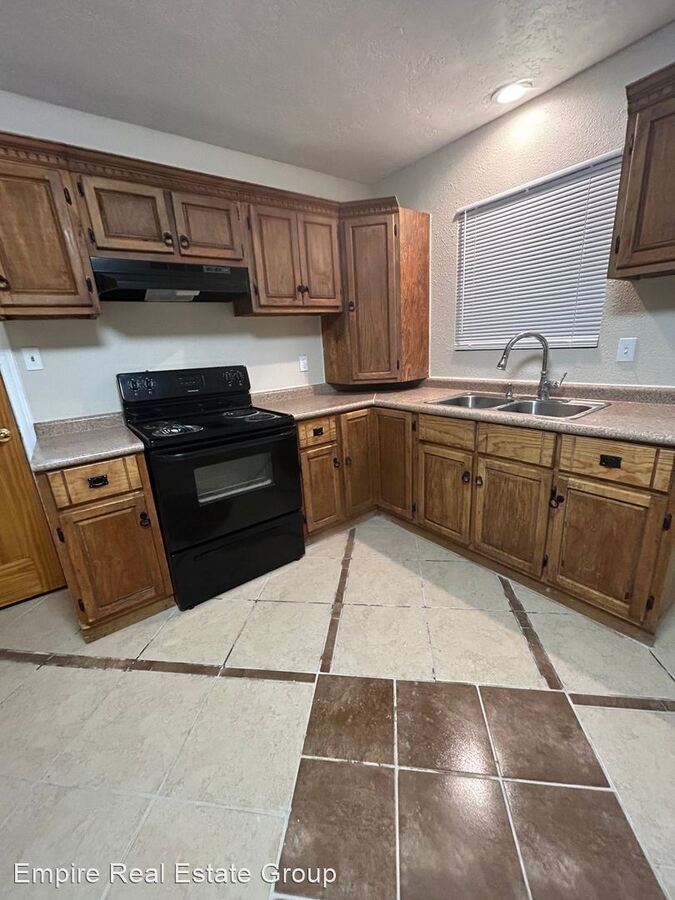 1210 Tasker Hobbs, NM House for Rent Rentable