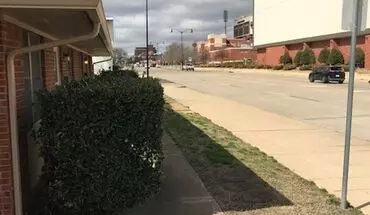 2 of 8 310-314 Lindsey Apartment for rent in Norman, OK