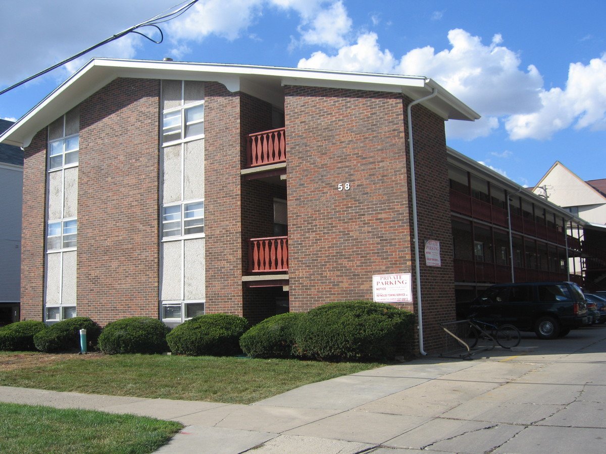2 of 3 58 E Armory Apartment for rent in Champaign, IL