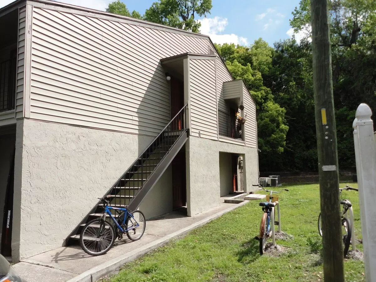 Rare 1/1 Find In Campus Point! Apartment for rent in Gainesville, FL