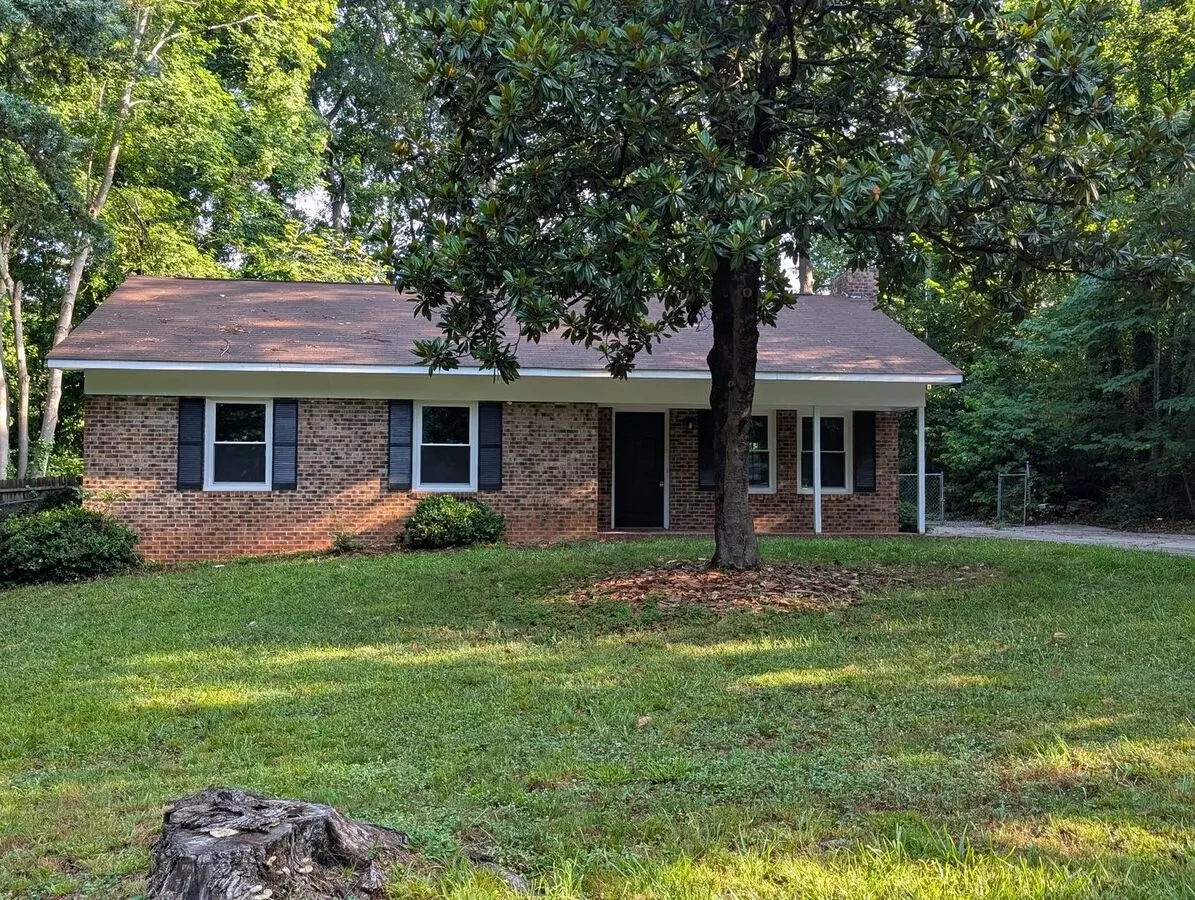 Pristine, Move In Ready, Brick Ranch Home Located In The Hillcrest Subdivision In Waxhaw! House for rent in Waxhaw, NC