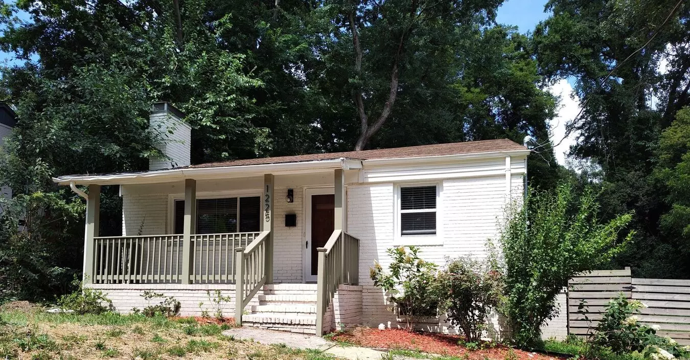 Move-in Ready Ranch Style Home Located In The Oaklawn Park Community! House for rent in Charlotte, NC