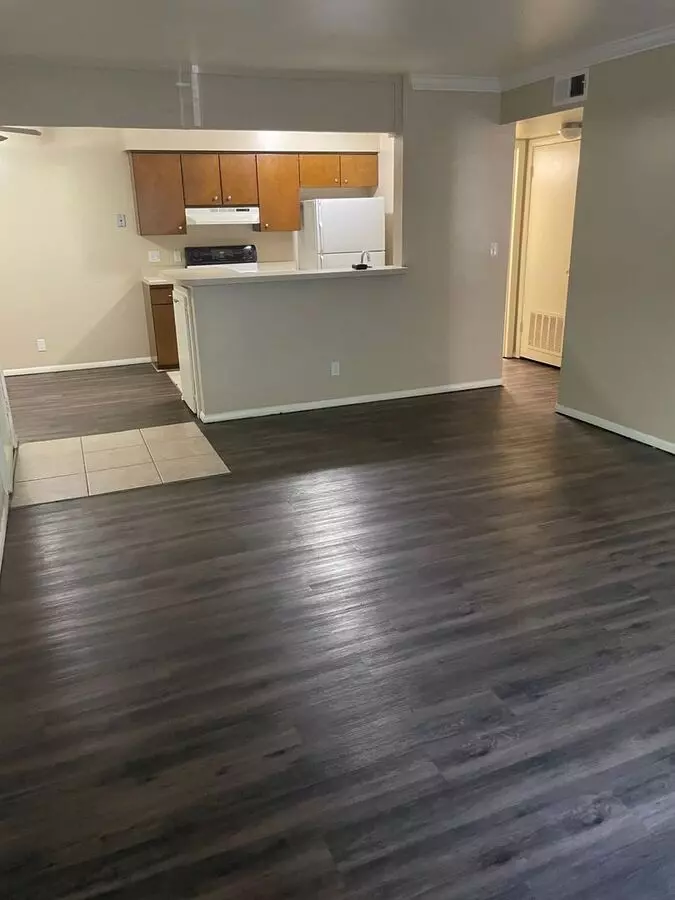 5923 E 33Rd Ct Apartment for rent in Tulsa, OK