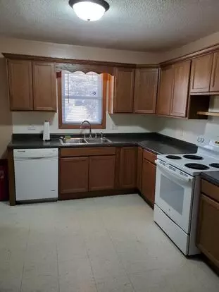 Coming Soon...clean & Neat Ranch Home Just A Block N. Of Lincoln On Fountain Apartment for rent in Wichita, KS Coming Soon...clean & Neat Ranch Home Just A Block N. Of Lincoln On Fountain Apartment for rent in Wichita, KS